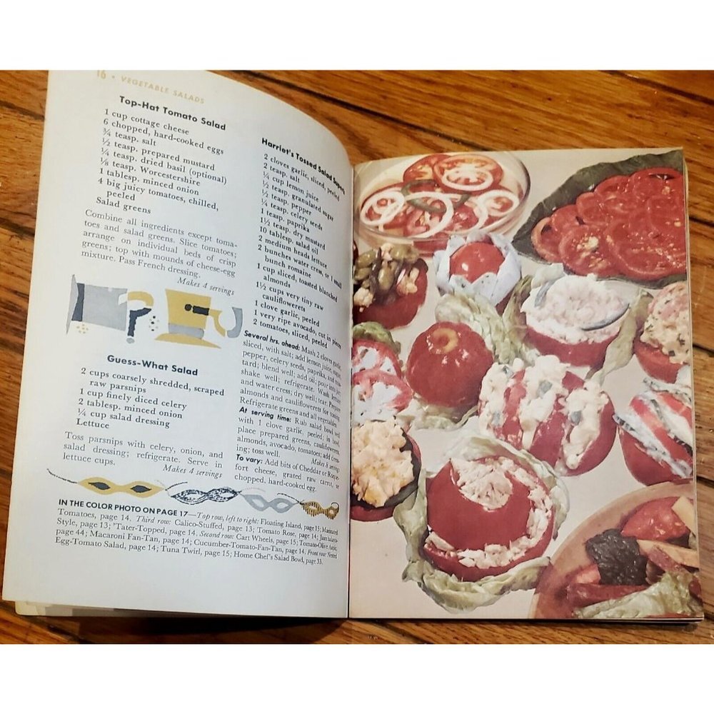 2 Vintage Cookbooks Pillsbury 100 Bake off Recipes 1969 & Good Housekeeping 1958 - Picture 9 of 16
